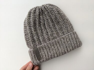 Unisex Winter Knit Hat Pattern - Knitting