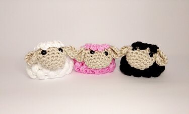 Eierwärmer Lämmchen - Häkelanleitung