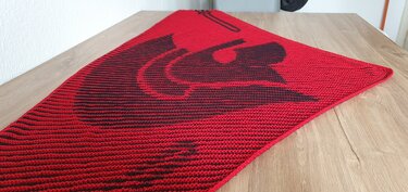 Roman Helmet, Shadow Knitting, Illusion Knitting, Motif Shawl