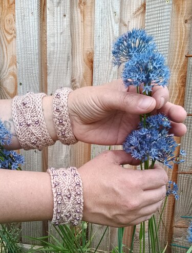 Drei Armbänder! - Bild 5