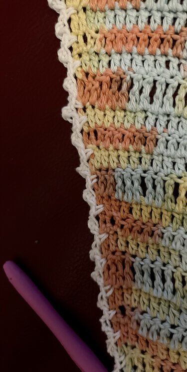 "Kuschi" entzückende Kinderwagen-/Baby Decke - Häkeln