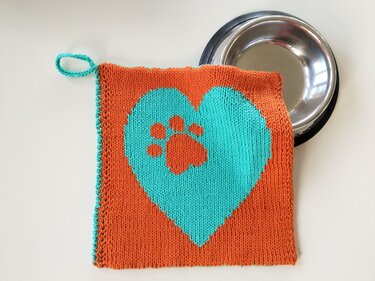 Strickanleitung Tuch "Pfotenliebe" - in Doubleface