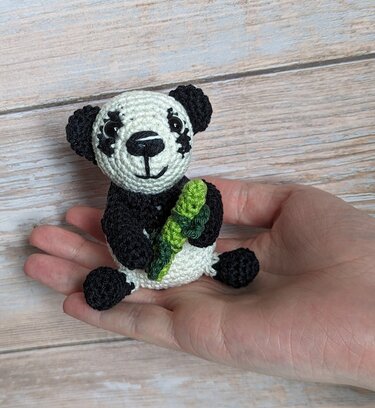 Giant Panda - Crochet
