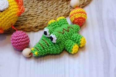 Crochet baby beads. Baby sling beads. Crochet animals