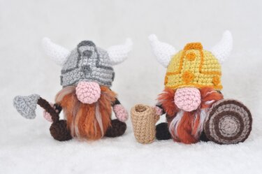 H&auml;kelanleitung Wichtel Wikinger mit Accessoires - Häkeln