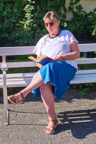 Yucca wrap skirt cut with or without ruffle - Sewing