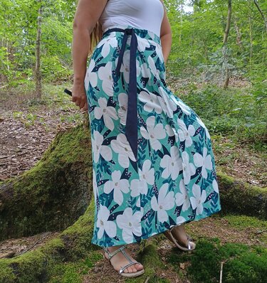 Yucca wrap skirt cut with or without ruffle - Sewing