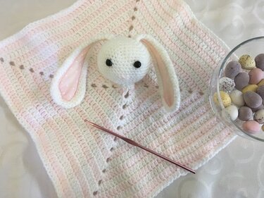 Bunny Comforter Blanket Written Pattern (UK and US Instructions) - Crochet