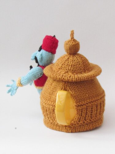 Genie and his Lamp Tea Cosy Knitting Pattern