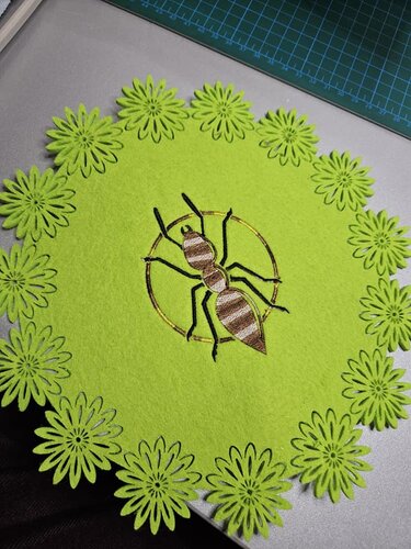 Stickdatei - Ameise - Ameisenbutton - Tiere - 2 Größen - Sticken