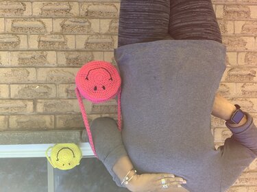 Crochet Happy Smiley Face Bag, easy beginner, PDF pattern, digital download