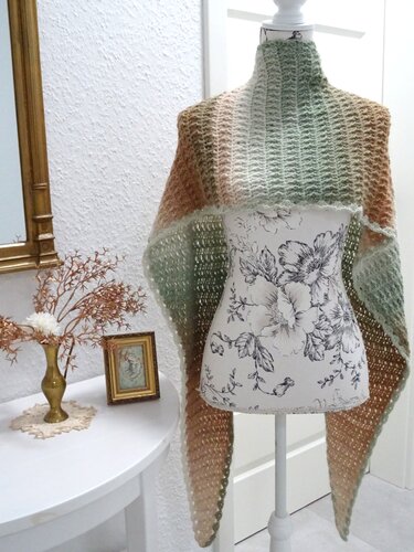 Schaltuch "Rosenschön" - Häkeln