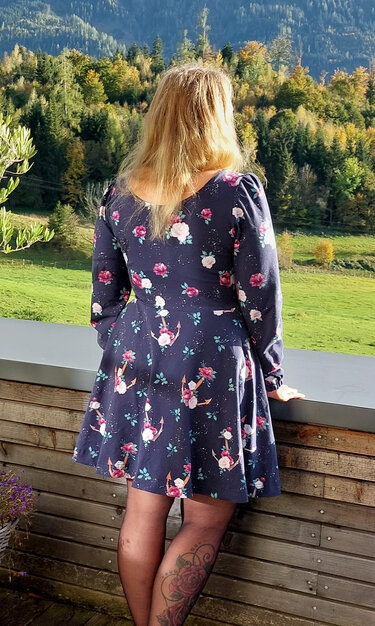 Schnittmuster und Nähanleitung Damen Jerseykleid Lora - Bild 12