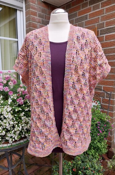 Strickanleitung für Poncho-Weste "Summer Sprinkles" - Bild 3