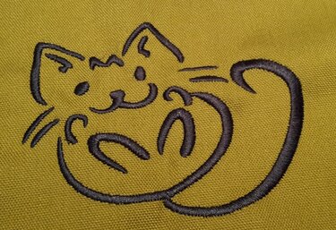 kleines Kätzchen Maschinenstickmuster verschiedene Formate, ca. 7cm x 5,5cm - Sticken