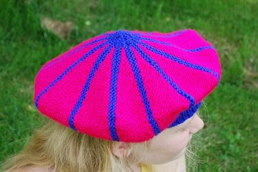 Schiefe Baskenmütze, radial gestrickt - Bild 3