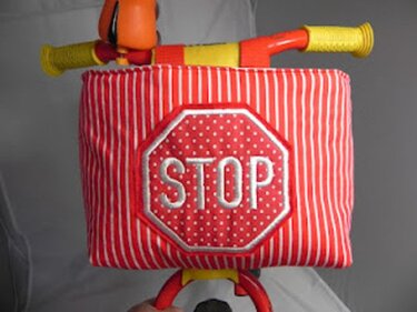 Schilder, Verkehrszeichen Applikationen ab 10x10 - Sticken