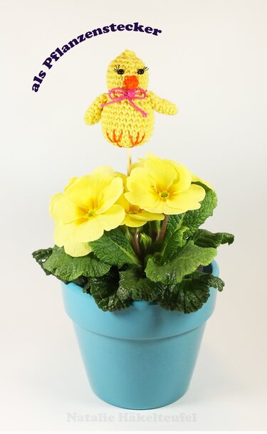 Pendant (deco) Chick (chick in egg), 2 var., size 6 cm. - Crochet