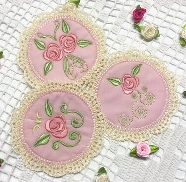 Crochet Roses 10x10 ith Stickdatei - Sticken