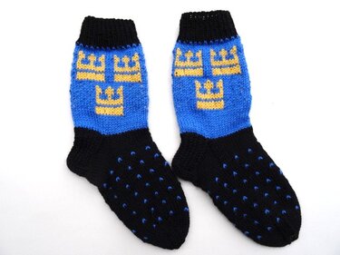 Strickanleitung Socken mit schwedischem Kronenmotiv, Gr. 41