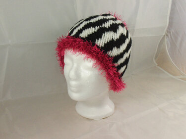 Mütze mit Zebramuster (Beanie möglich) - Stricken