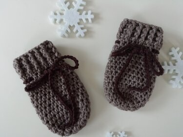 Baby Mittens  - Crochet