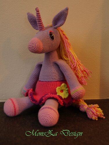 Einhorn Annabella - Amigurumi - Häkelanleitung