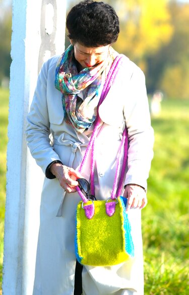 Handtasche "Never Search Again" - Felting