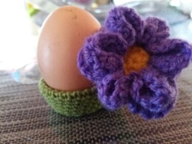 Eierbecher Blume - Häkeln