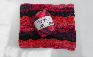 Loop Biella im Wellenmuster - Häkeln