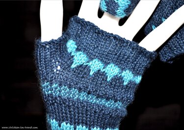 Strickanleitung für zweifärbige Handstulpen / Pulswärmer | Mitts "Alpaca-Bubbles" 