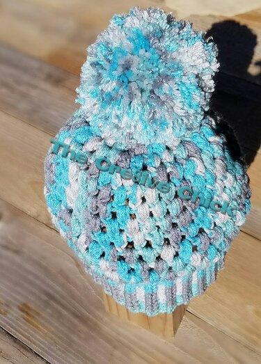 Messy Bun Hat Muetze crochet pattern, 2in1 crocheted Ponytail hat with detachable Pom Us english pattern Us terms