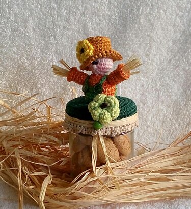 Häkelanleitung Mr. Spatzenschreck / Deckelbezug für Marmeladenglas/ Dekobezug für Bonbonglas