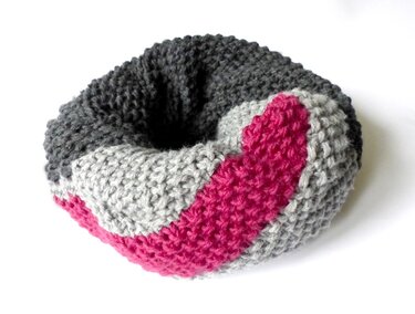 Verdrehter Loop mit rotem Streifen, E-Book - Bild 3