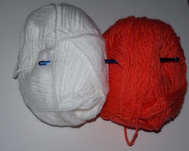 Crochet Pattern For The Dog Loop "Red with Rose" (customizable)