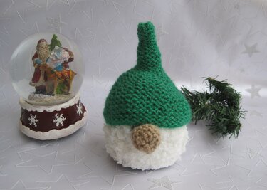 Strickanleitung Wichtel 20 cm groß- die perfekte Weihnachtsdeko