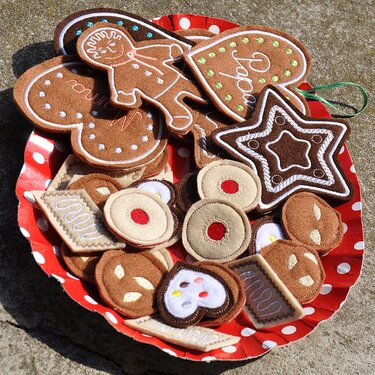 Stickdatei Ith Weihnachts-Kekse für den 10x10 Rahmen - Sticken