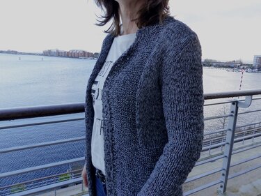 Graue Longjacke aus Bändchengarn, E-Book, S - XL - Bild 5