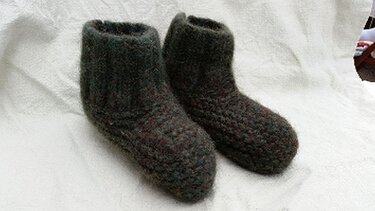 Hausschuhe gewalkt ca. Gr. 39 - Stricken