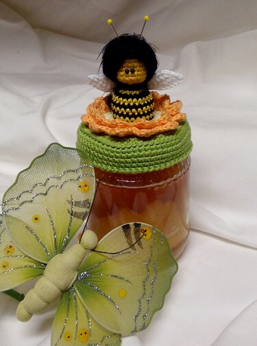 Häkelanleitung Vroni das Honigbienchen / Deckelbezug für Honigglas / Dekobezug für Bonbonglas