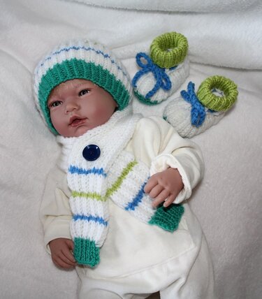 Strickanleitung Baby-Set, Mütze, Booties, Schal, ca. 2 - 7 Monate - Bild 9