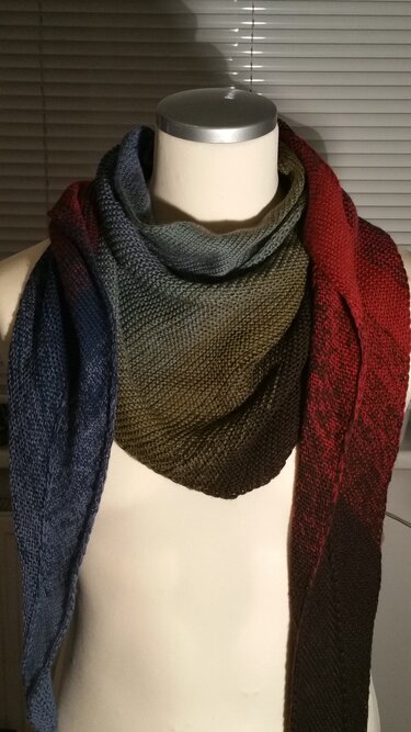 Tuch Retro Gradient - Stricken