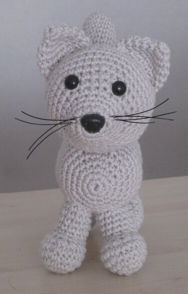 Einfarbige Katze - Häkeln