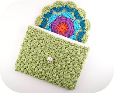 Häkelanleitung Blüten-Etui für Handy/Smartphone & Tablet - Bild 5