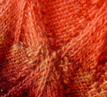 Bulky Lace Cowl knitting pattern "Flammes"