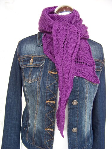 Knitting pattern shawl "The gamut of emotions"