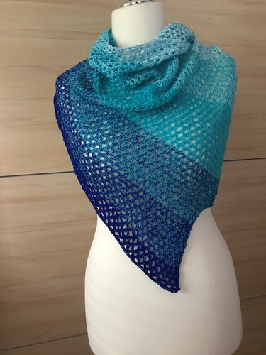 Triangular Shawl - knitting pattern