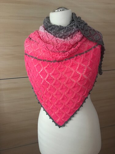 Triangular Shawl - knitting pattern