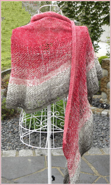 Tuch "Herzflattern" mit 1 Woolly Hugs BOBBEL-COTTON stricken - Bild 5