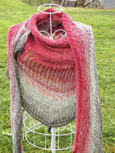 Tuch "Herzflattern" mit 1 Woolly Hugs BOBBEL-COTTON stricken - Bild 8